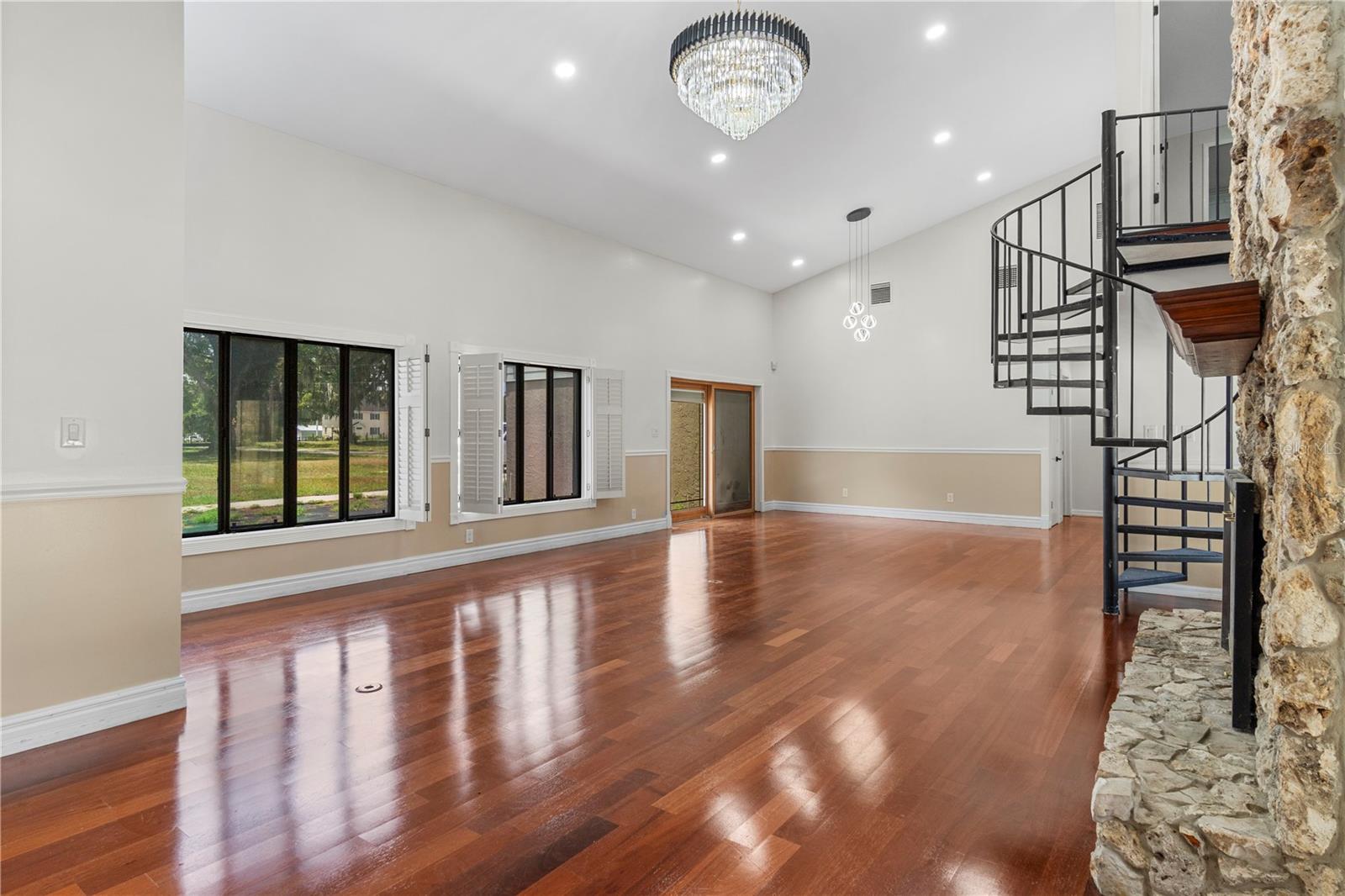 5th image of 3261 Se 41St Pl, Ocala, FL 34480 | MLS# OM728800