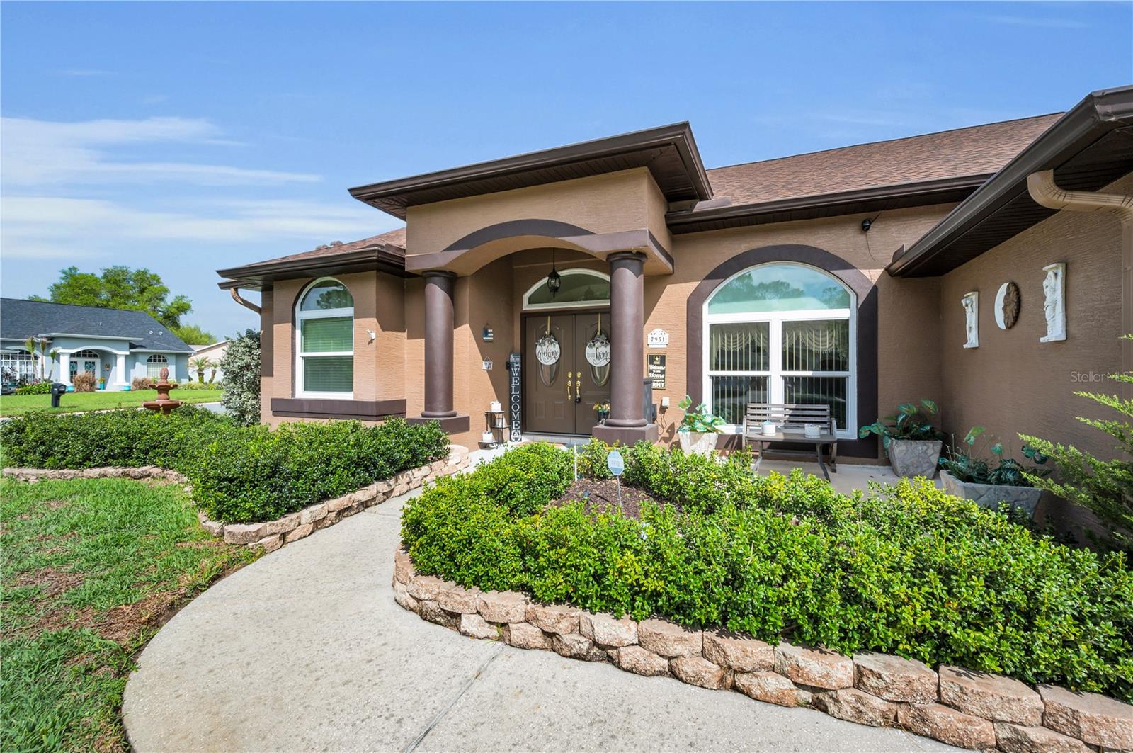 2nd image of 7951 Roundelay Dr, New Port Richey, FL 34654 | MLS# W7887805