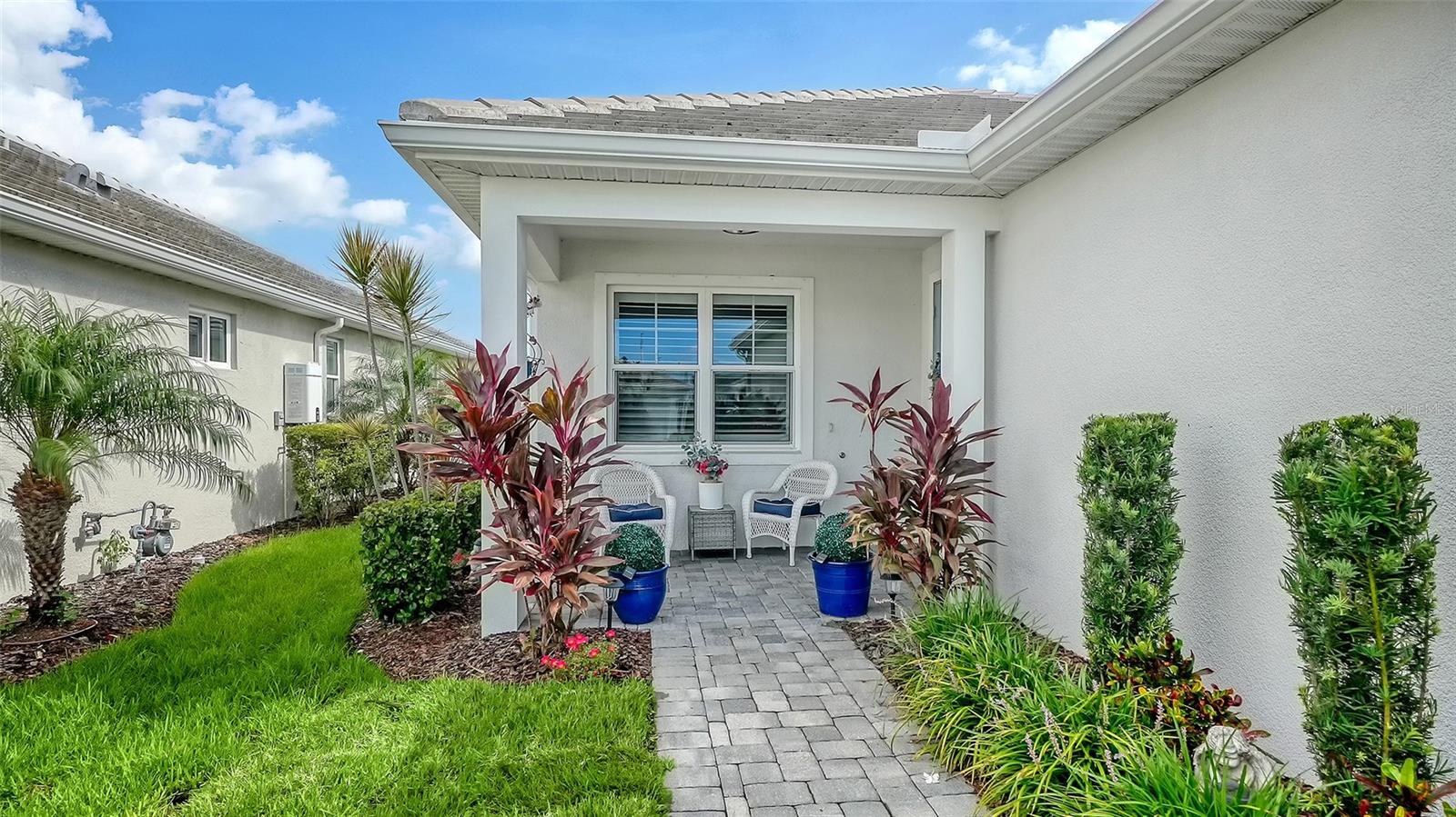 5th image of 8152 Sternway Rd, Sarasota, FL 34240 | MLS# A4700508