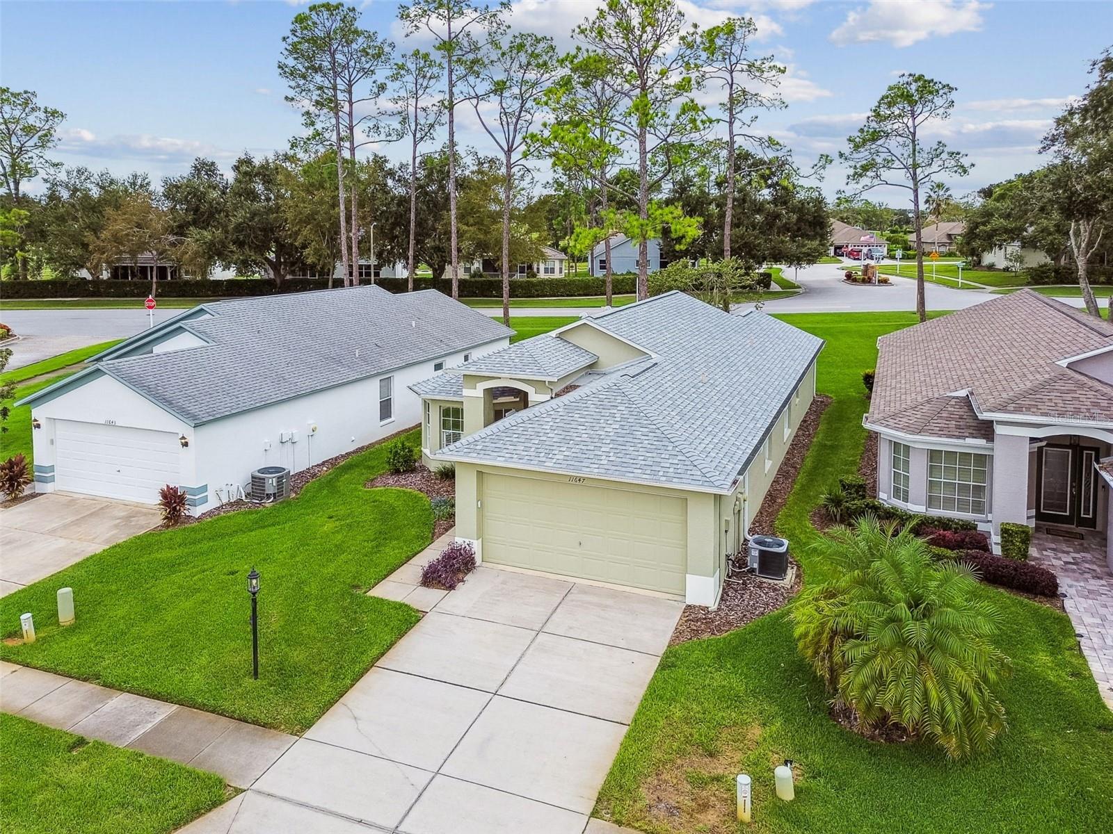 2nd image of 11647 Wheatfield Loop, Hudson, FL 34667 | MLS# W7887814