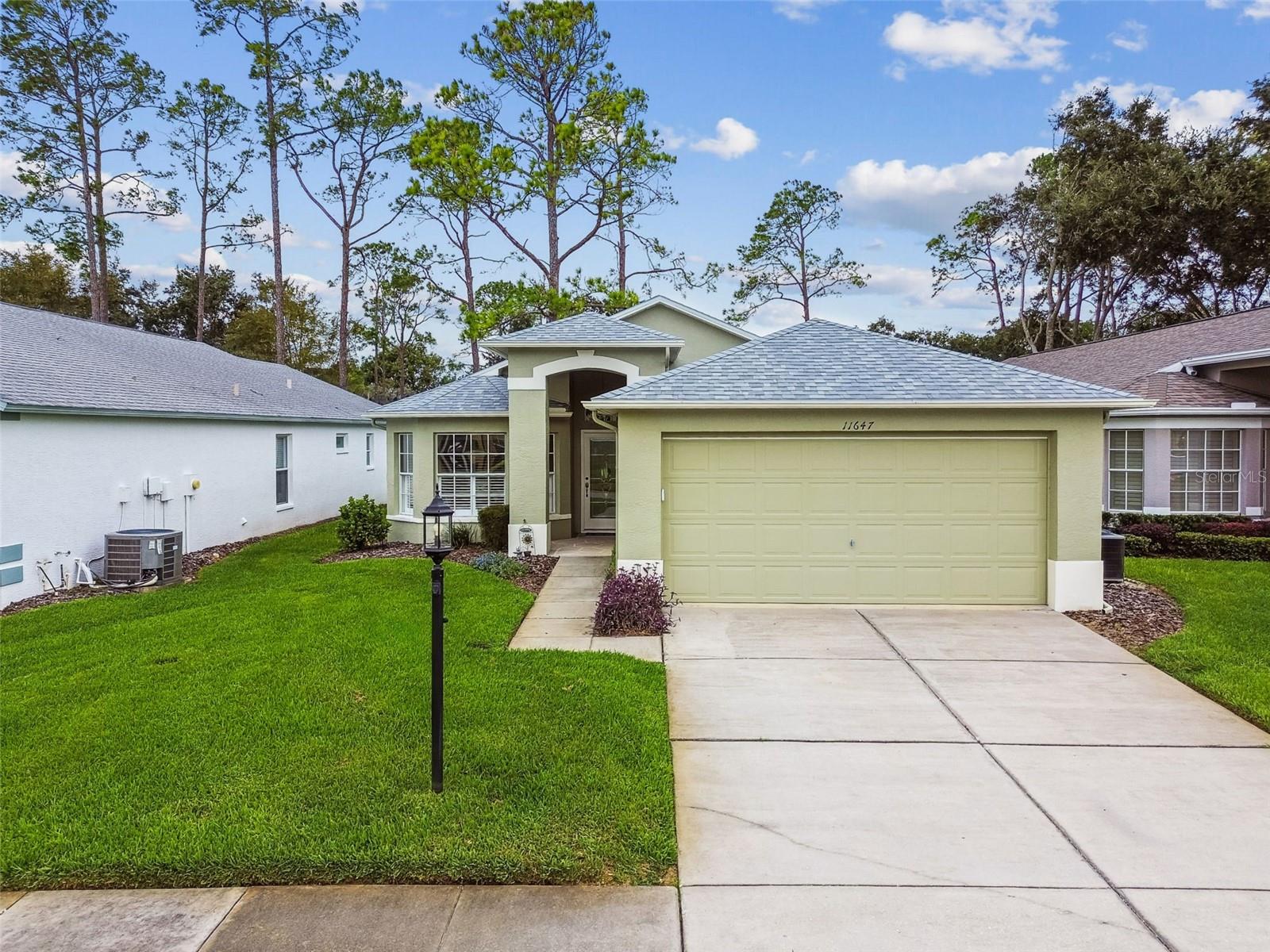 4th image of 11647 Wheatfield Loop, Hudson, FL 34667 | MLS# W7887814