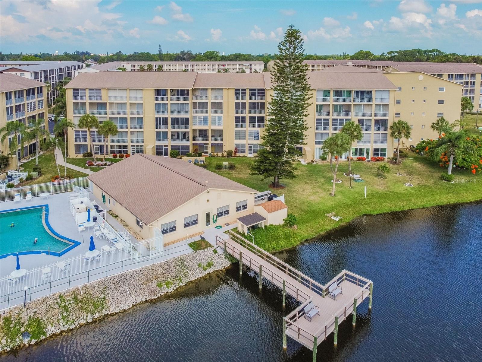 29th image of 3074 Lake Bayshore Dr #O-120, Bradenton, FL 34205 | MLS# A4700518
