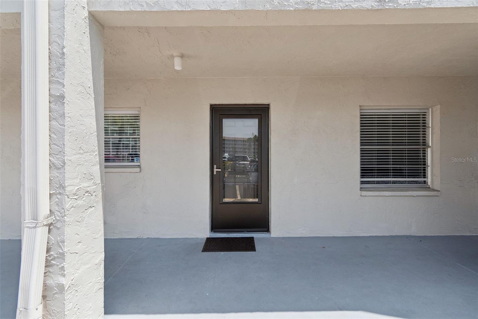 3rd image of 3074 Lake Bayshore Dr #O-120, Bradenton, FL 34205 | MLS# A4700518