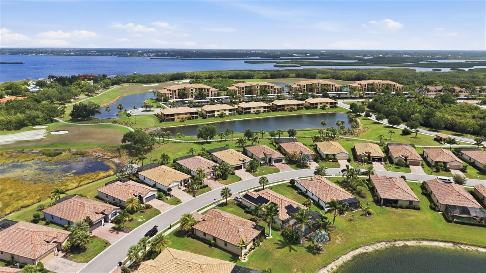 2nd image of 6540 Willowshire Wy, Bradenton, FL 34212 | MLS# A4700523