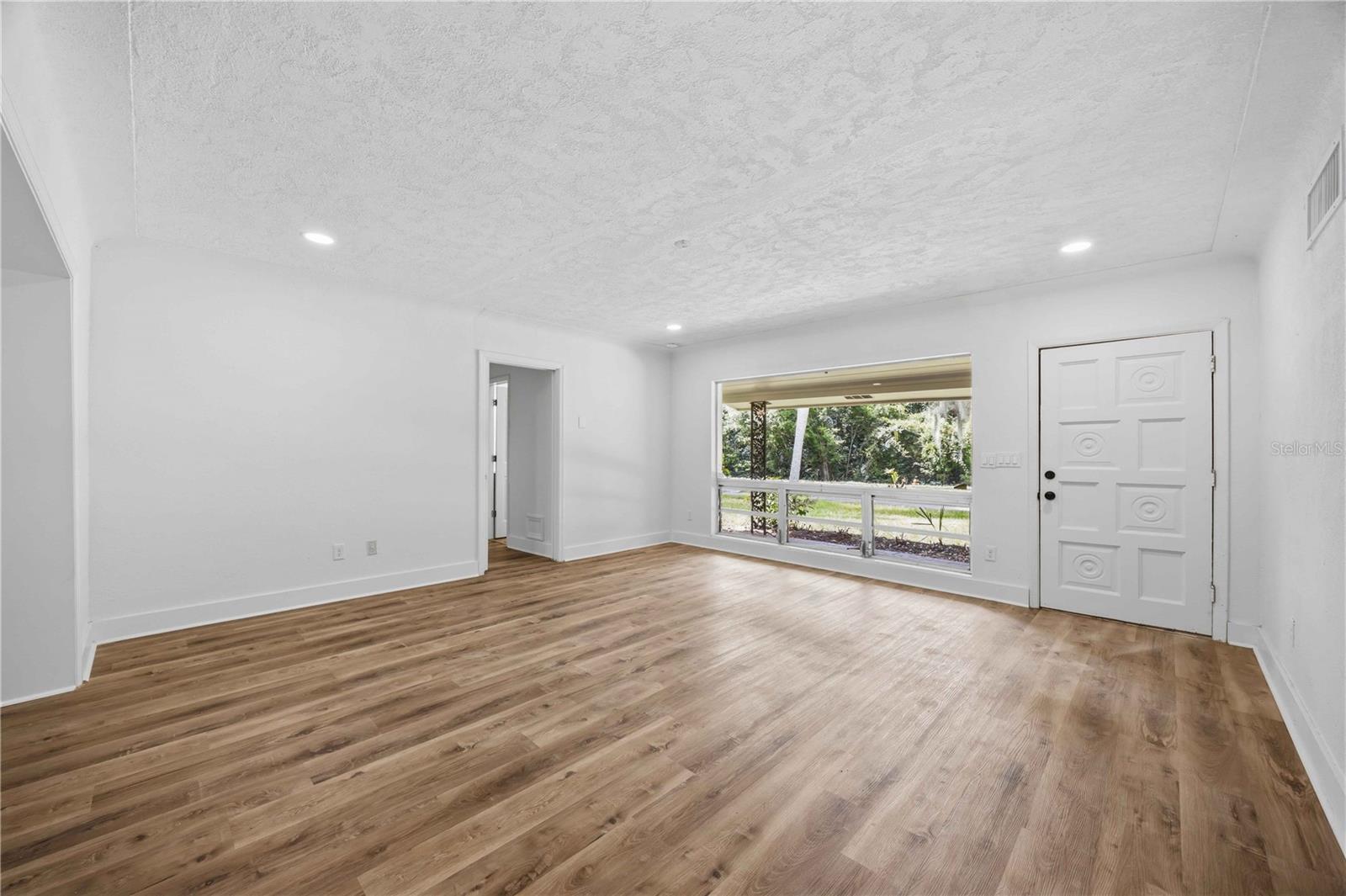 4th image of 5430 Timberlane Rd, Lake Wales, FL 33898 | MLS# L4963629