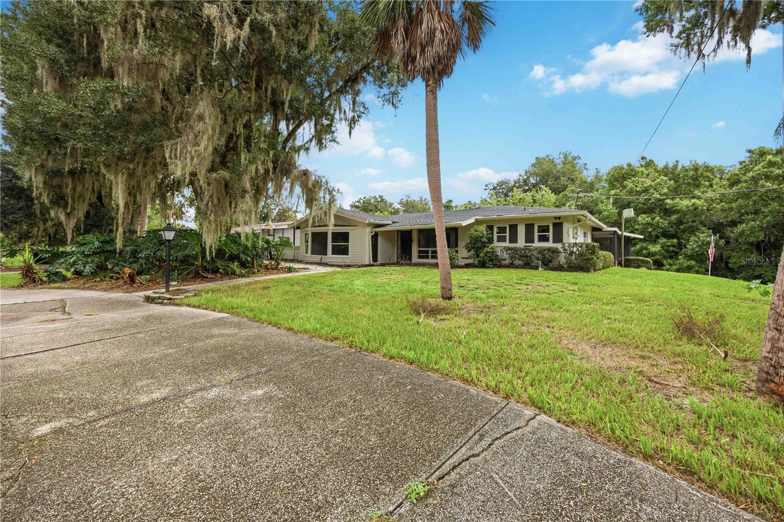 3rd image of 5430 Timberlane Rd, Lake Wales, FL 33898 | MLS# L4963629
