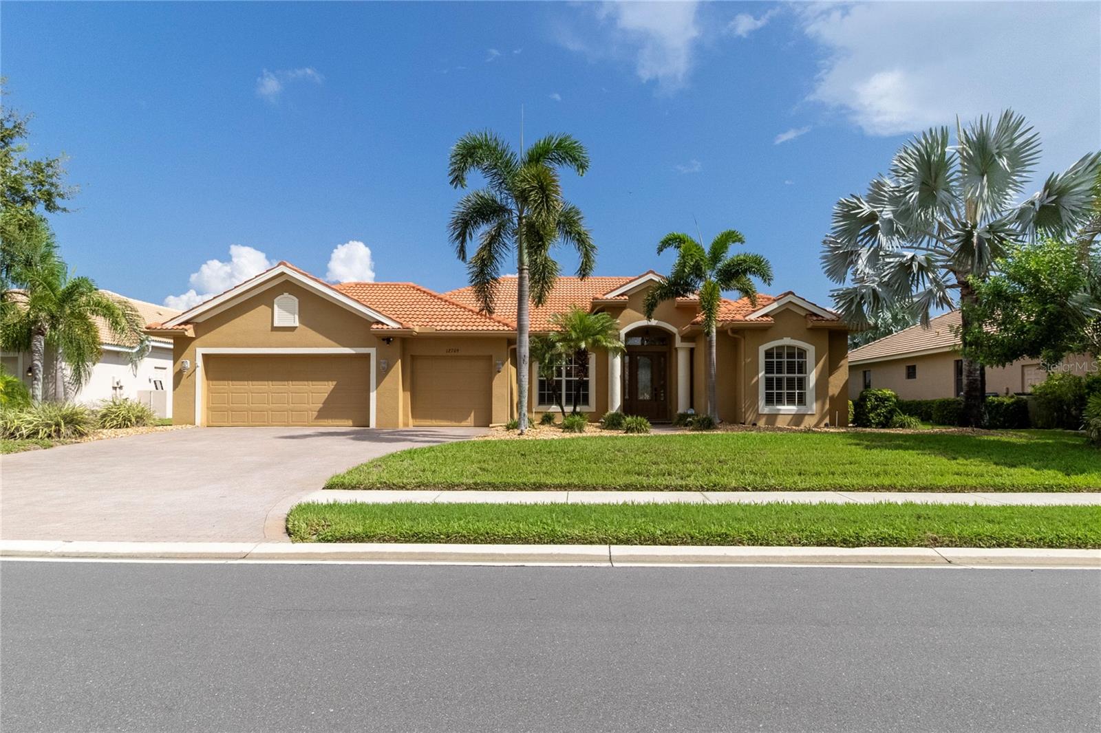 1st image of 12709 Penguin Dr, Bradenton, FL 34212 | MLS# TB8530887