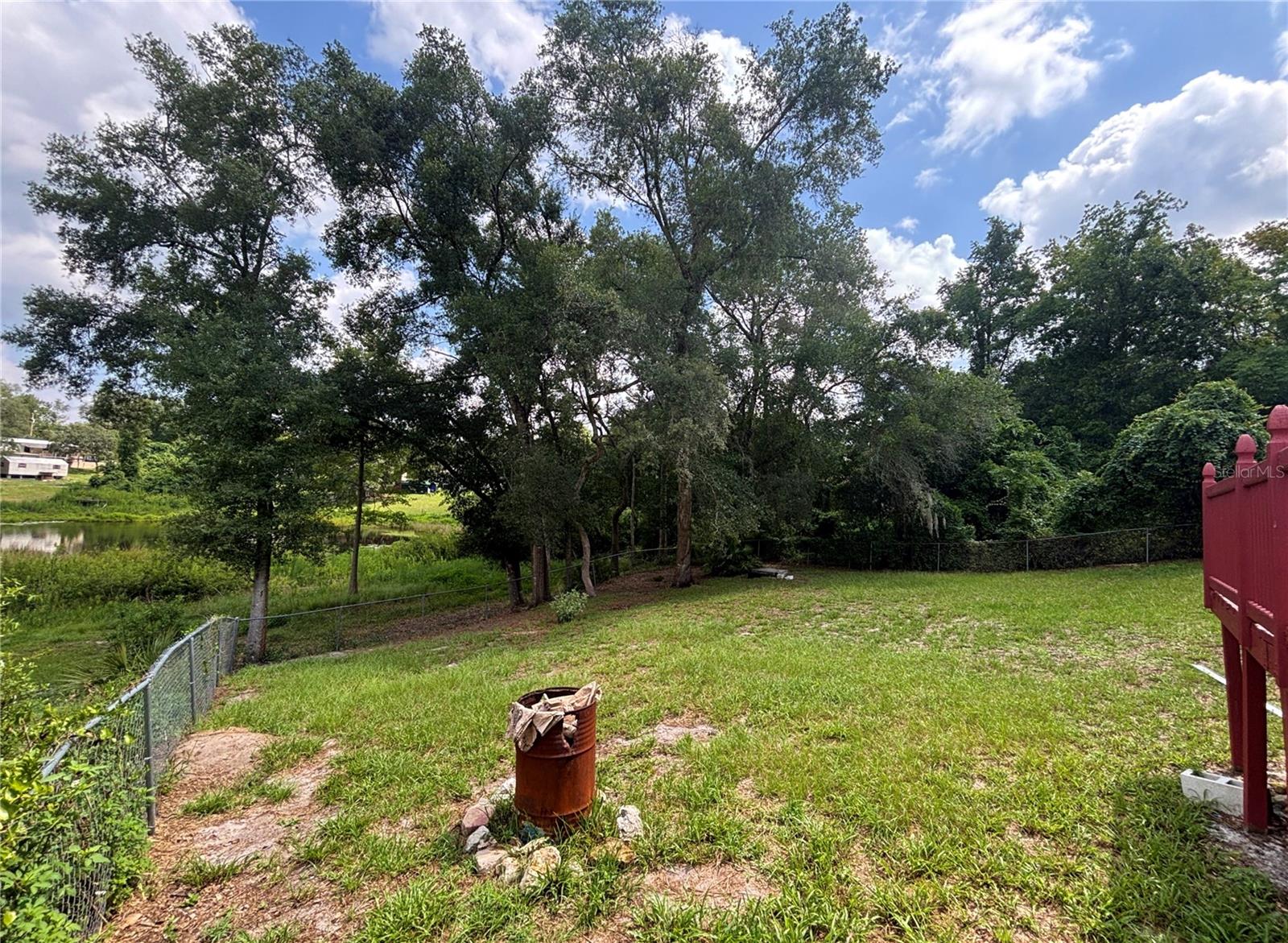 4th image of 18225 Se 22Nd Pl, Silver Springs, FL 34488 | MLS# OM728847