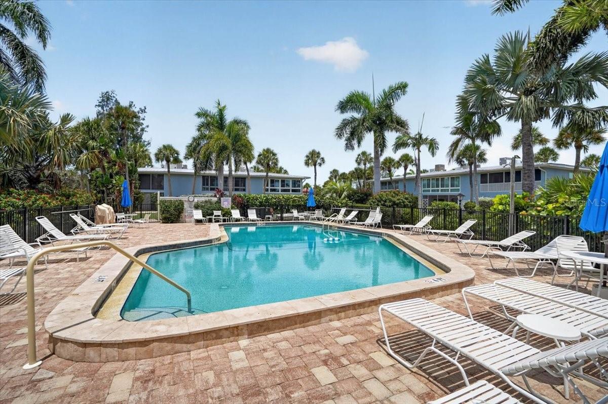 4th image of 600 Manatee Ave #230, Holmes Beach, FL 34217 | MLS# A4700550