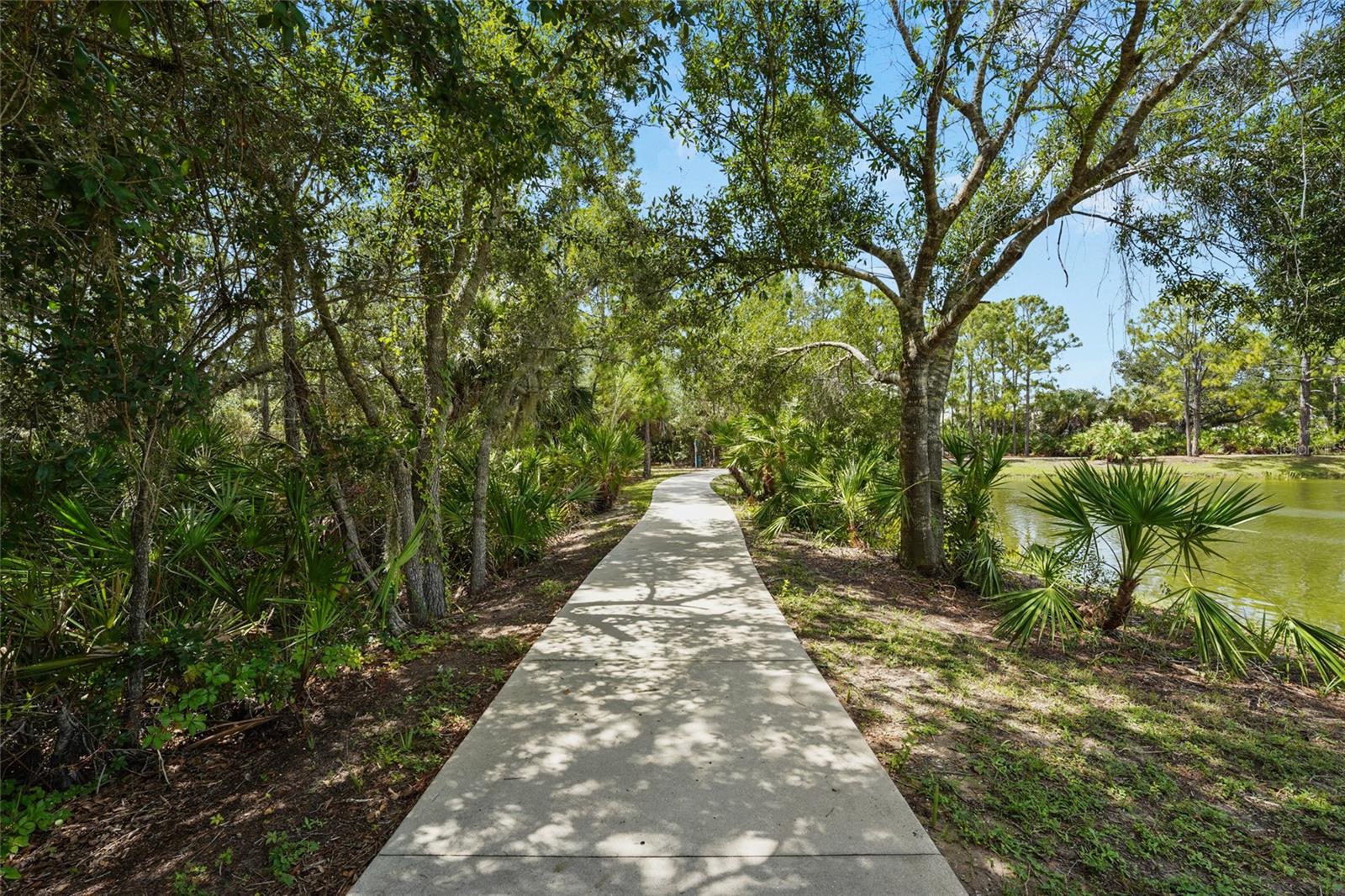 72nd image of 11417 Okaloosa Dr, Venice, FL 34293 | MLS# A4700560