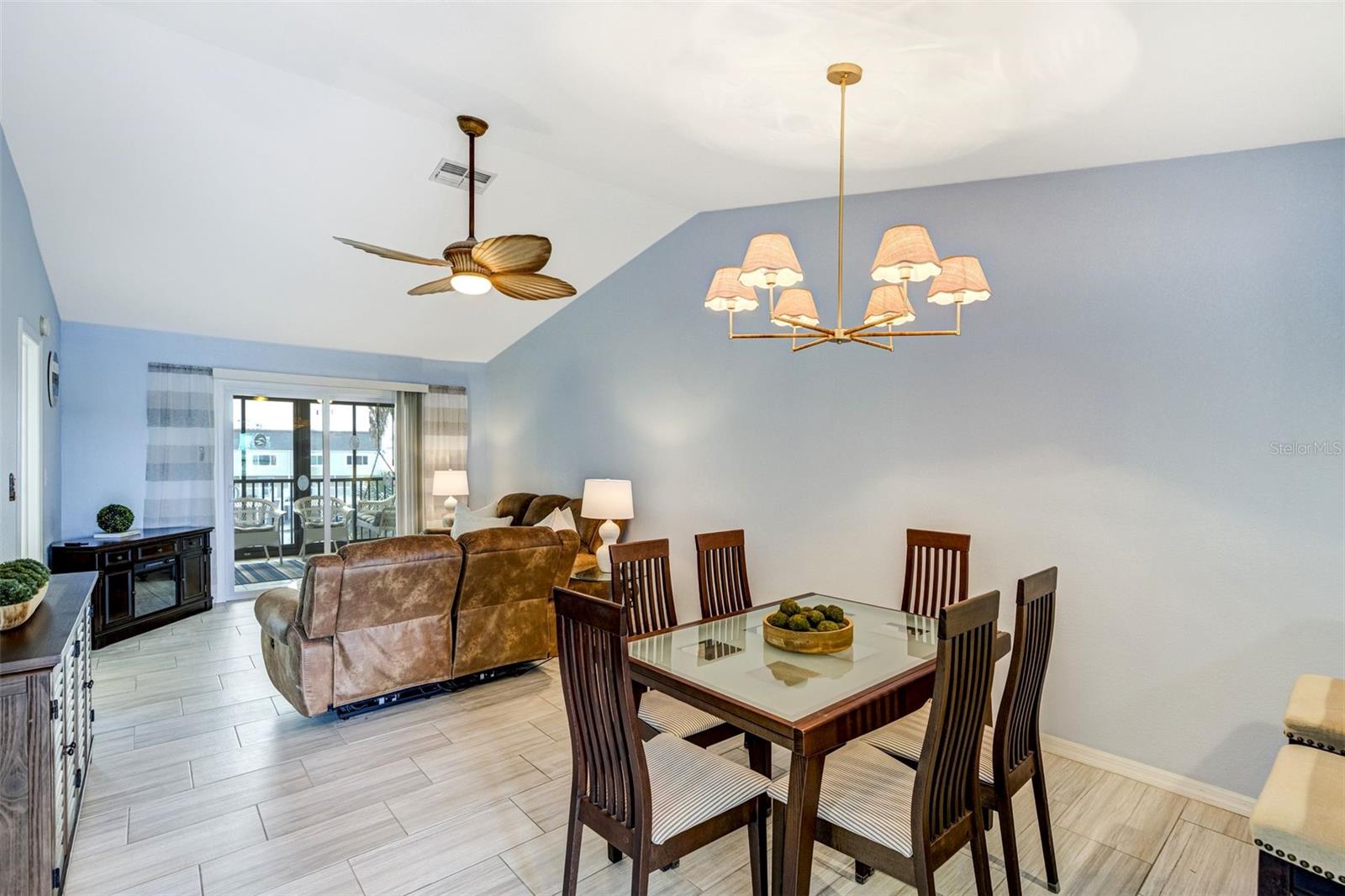 4th image of 460 S Paula Dr #108, Dunedin, FL 34698 | MLS# TB8530971
