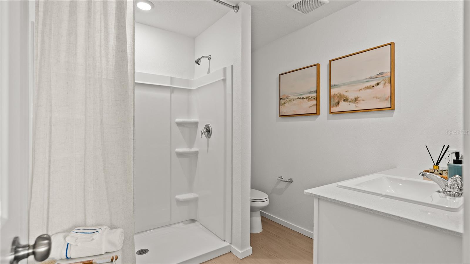 5th image of 2846 Pioneer Trl, Eagle Lake, FL 33839 | MLS# O6426700