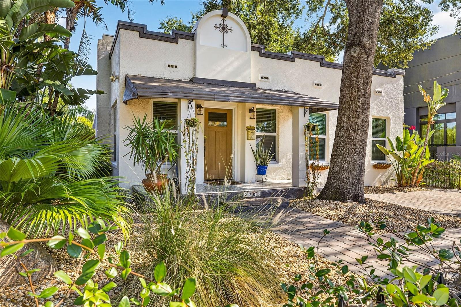 1st image of 2705 N Poplar Ave, Tampa, FL 33602 | MLS# TB8531040