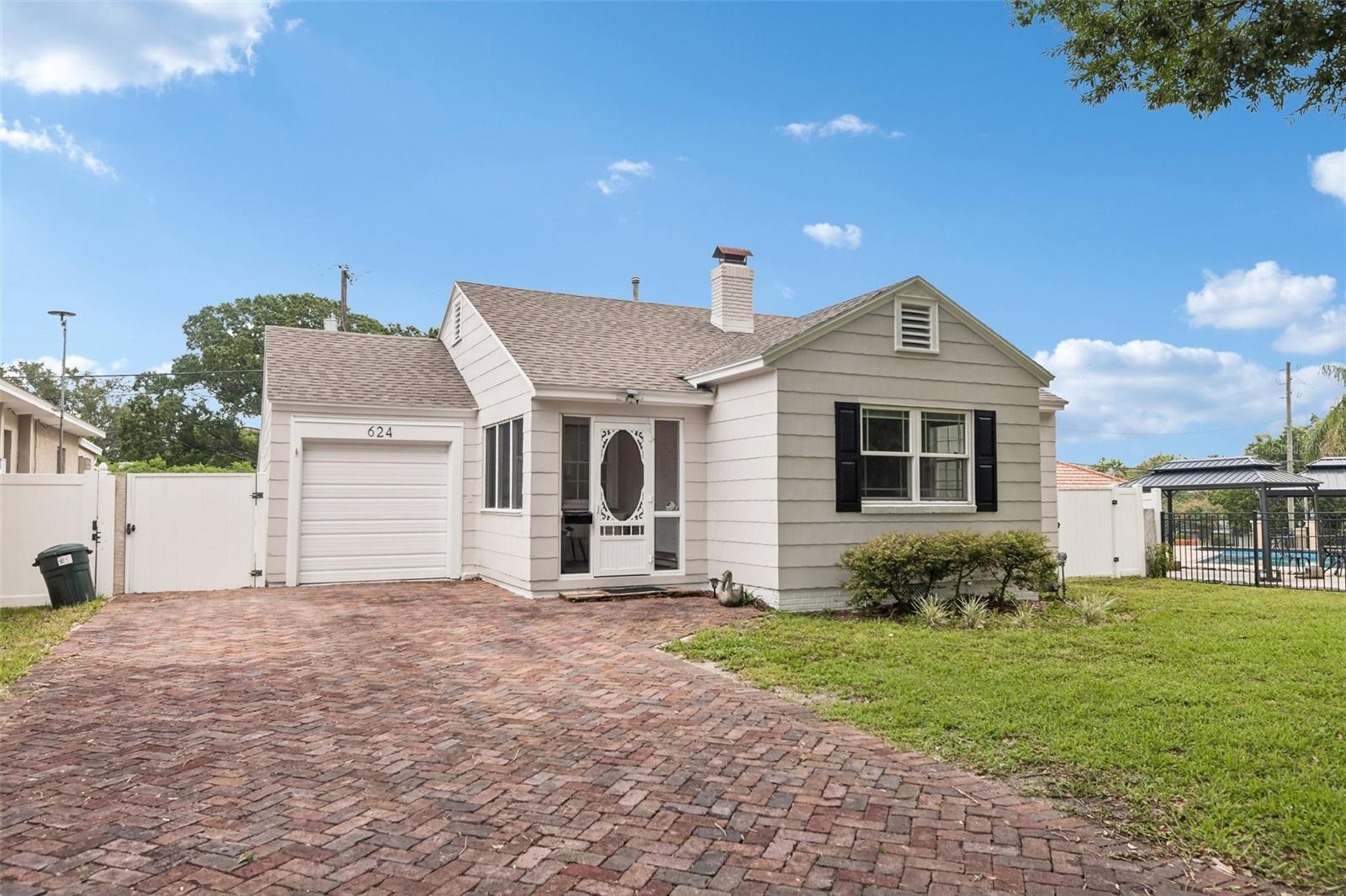1st image of 624 Kerneywood St, Lakeland, FL 33803 | MLS# L4963653
