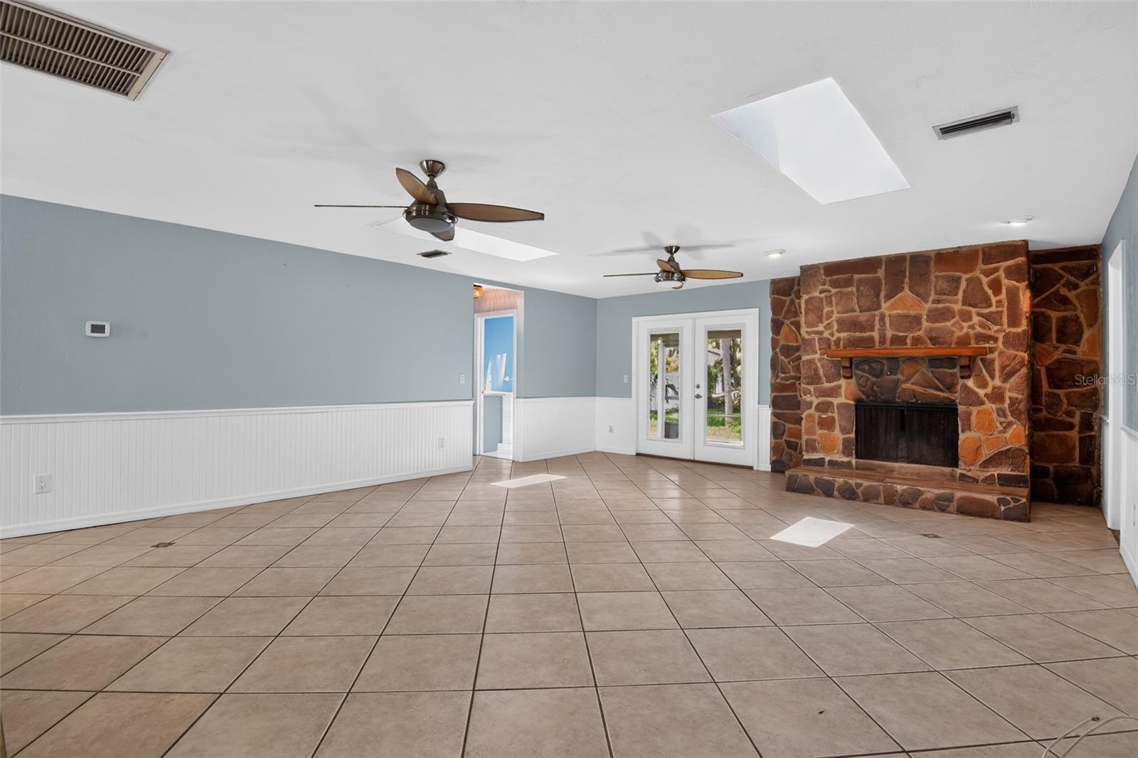 5th image of 408 Palm Ave, Ormond Beach, FL 32174 | MLS# TB8531145