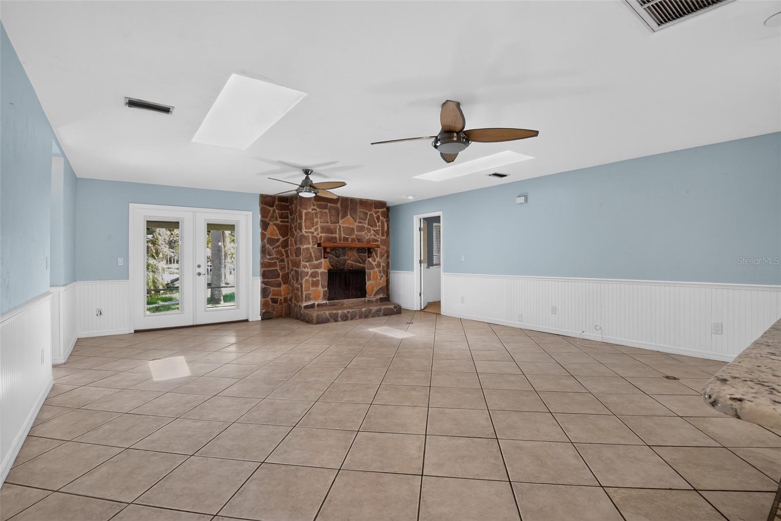 4th image of 408 Palm Ave, Ormond Beach, FL 32174 | MLS# TB8531145