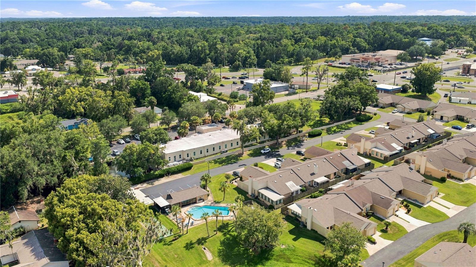 5th image of 5033 Se 109Th Pl, Belleview, FL 34420 | MLS# OM728891