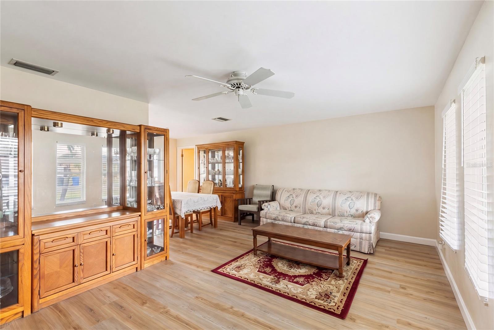 5th image of 1081 Mcfarland St, Dunedin, FL 34698 | MLS# TB8531185
