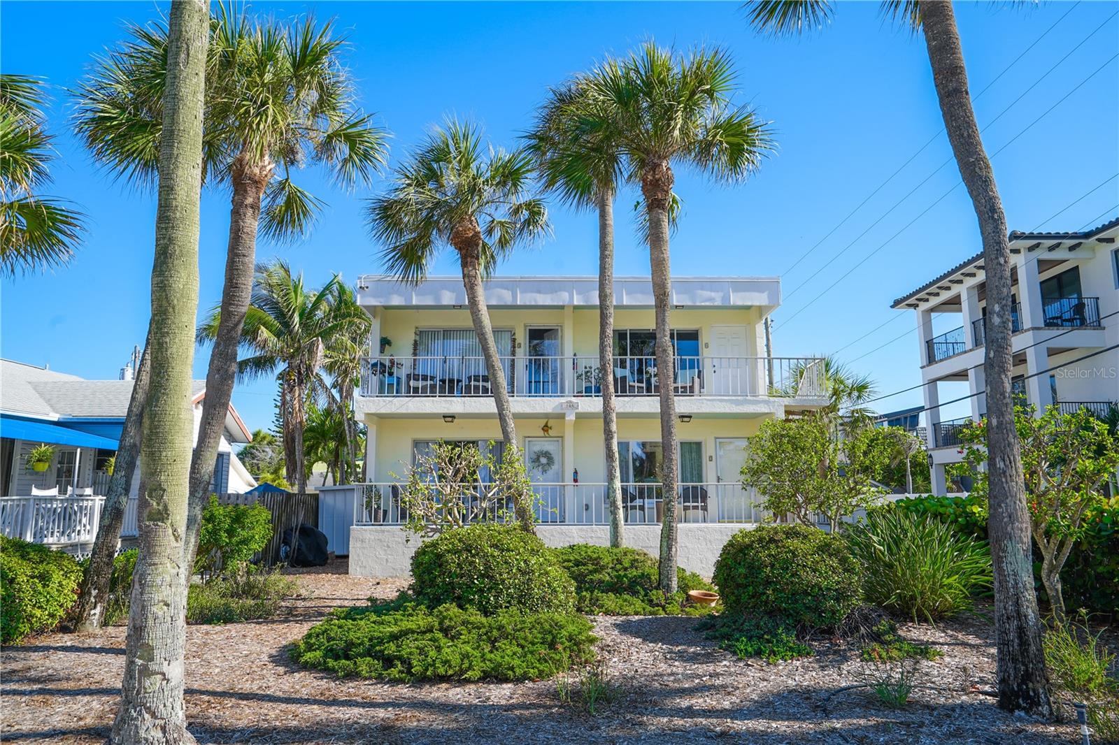 4th image of 108 14Th Ave, St Pete Beach, FL 33706