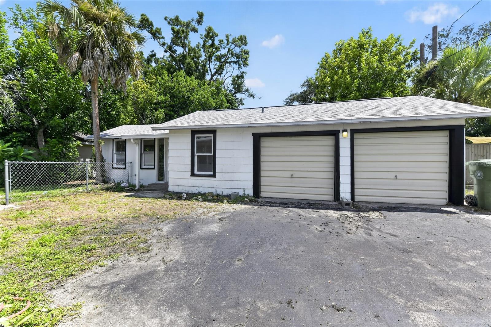 4th image of 2233 11Th Ave W, Bradenton, FL 34205 | MLS# A4700610