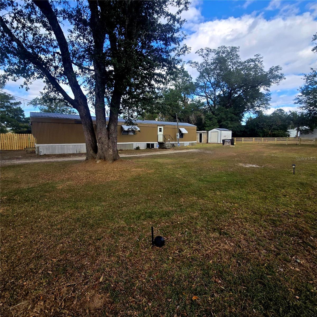 2nd image of 2820 Barnes St, Marianna, FL 32448 | MLS# O6426891