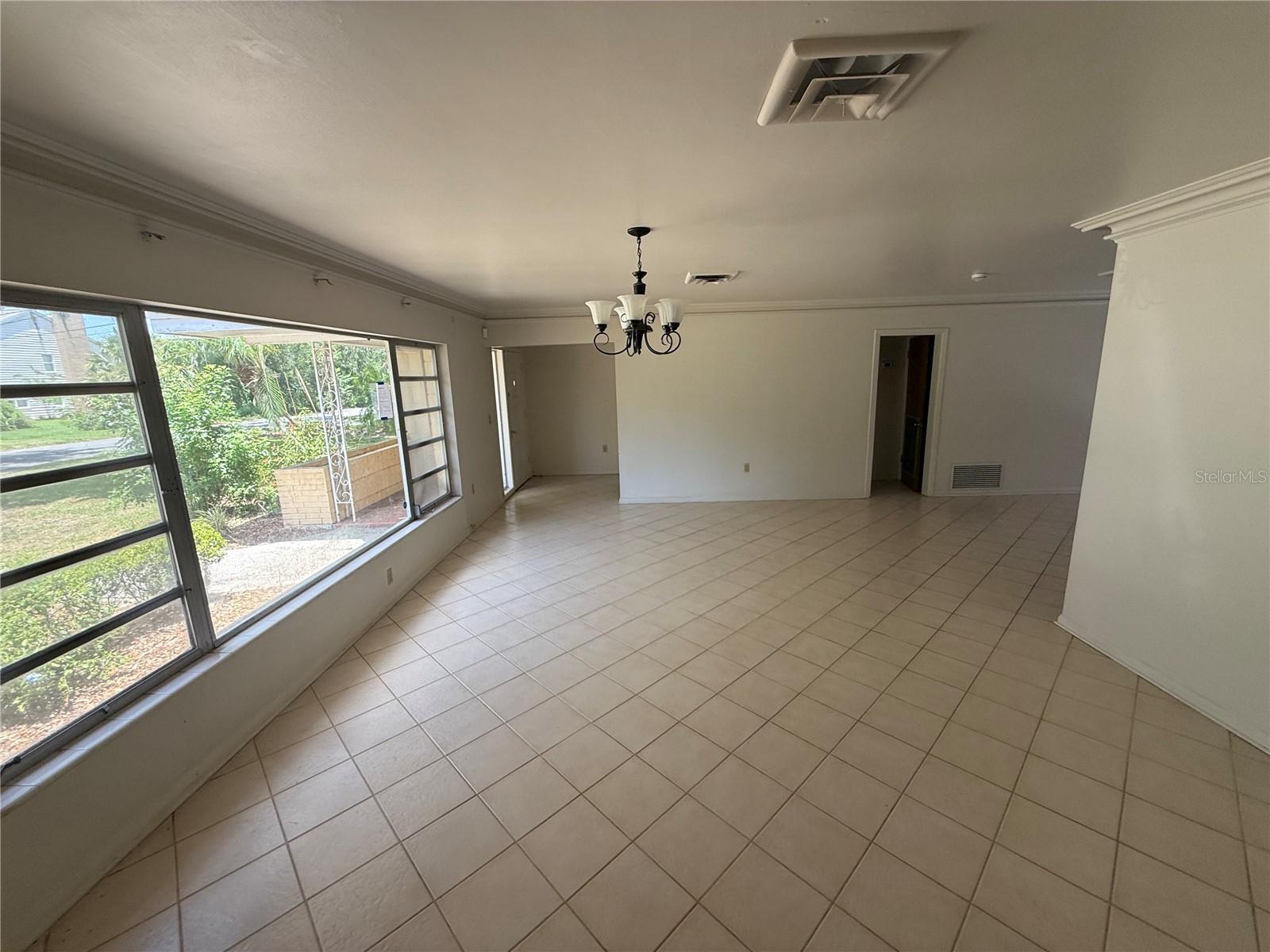 3rd image of 1015 E Mann Rd, Bartow, FL 33830 | MLS# TB8531243
