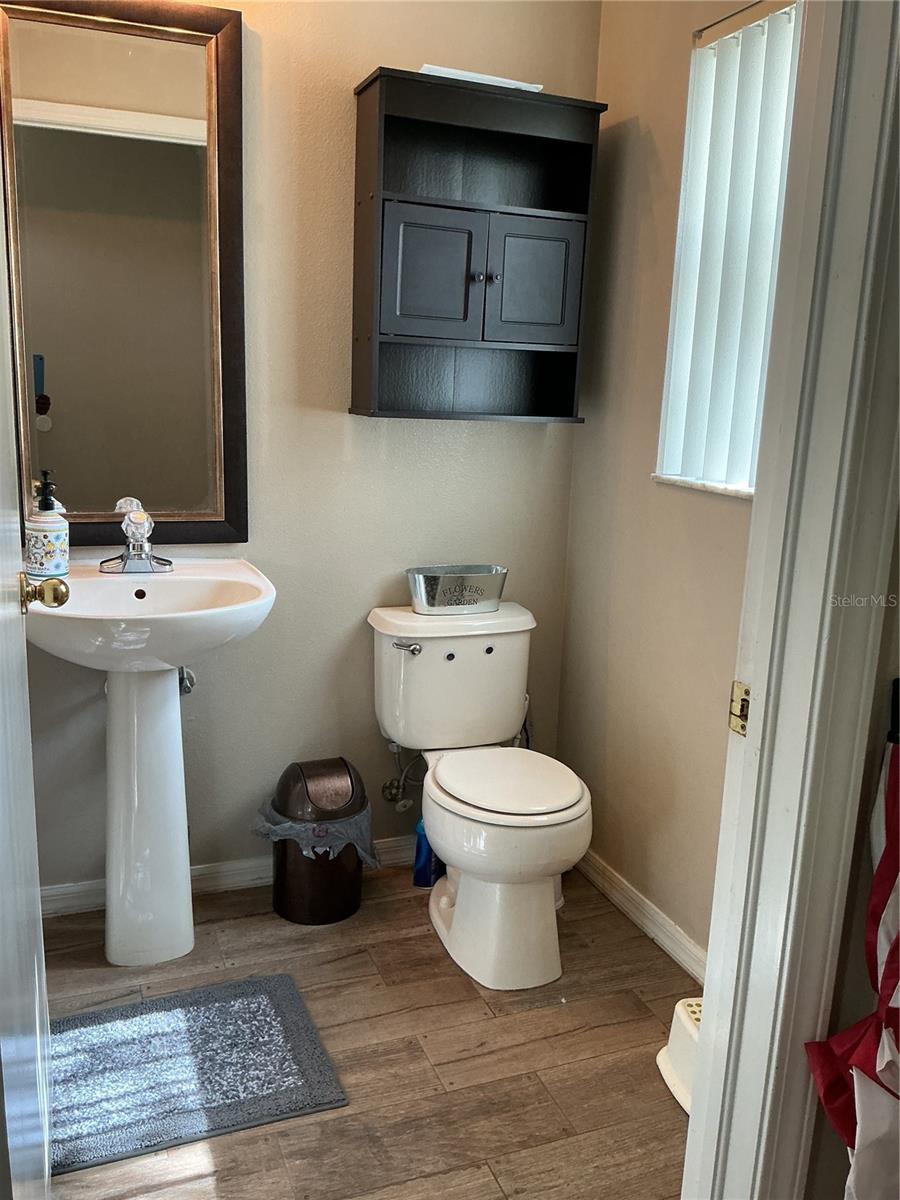 5th image of 5308 Aloha Seed Dr, Seffner, FL 33584 | MLS# TB8531313