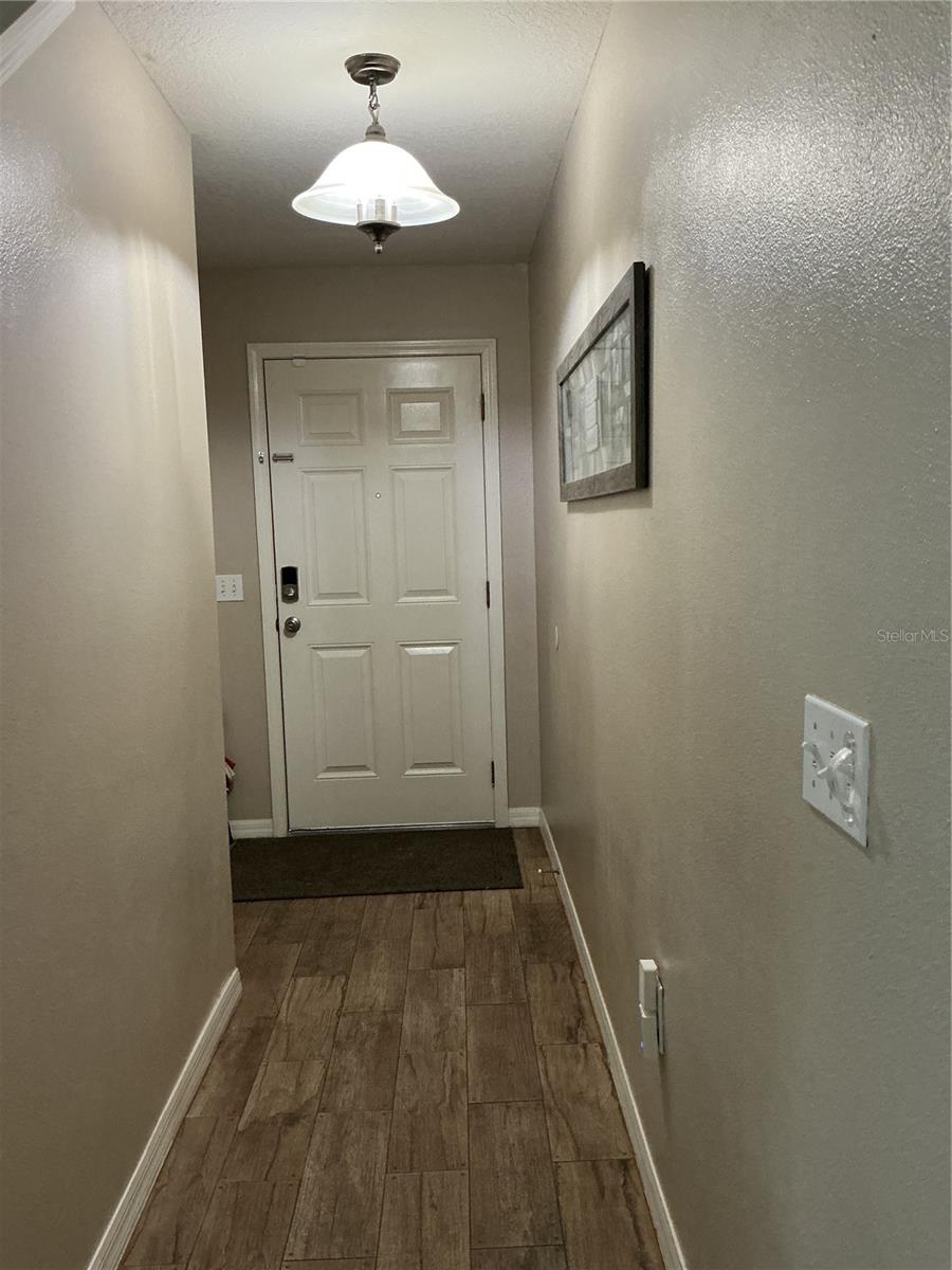 4th image of 5308 Aloha Seed Dr, Seffner, FL 33584 | MLS# TB8531313