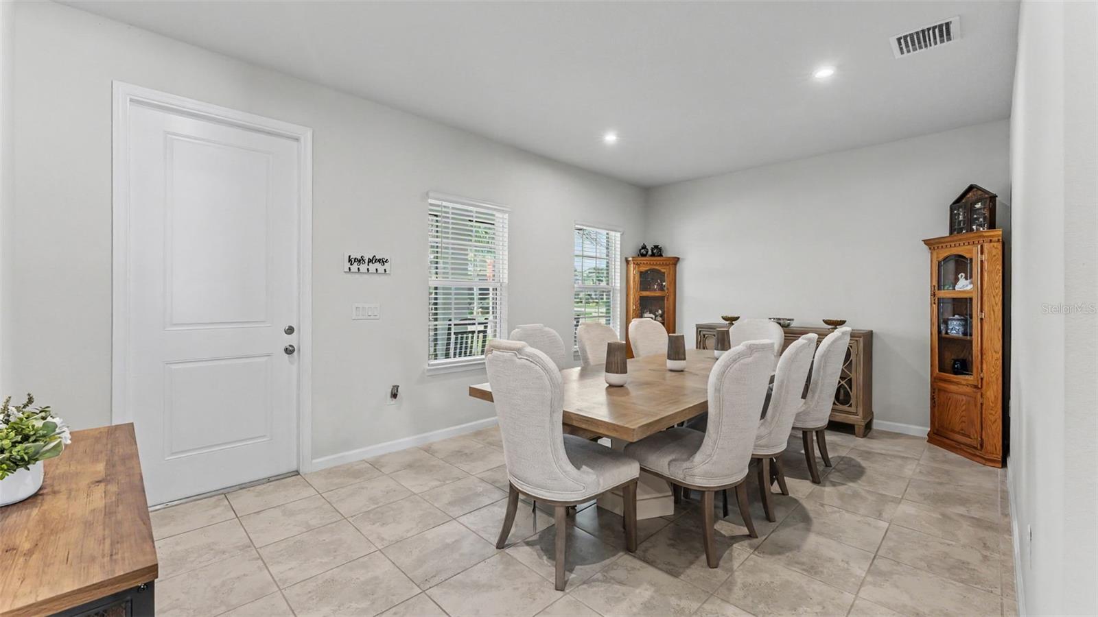 3rd image of 3205 La Salle St, Winter Haven, FL 33884 | MLS# L4963671