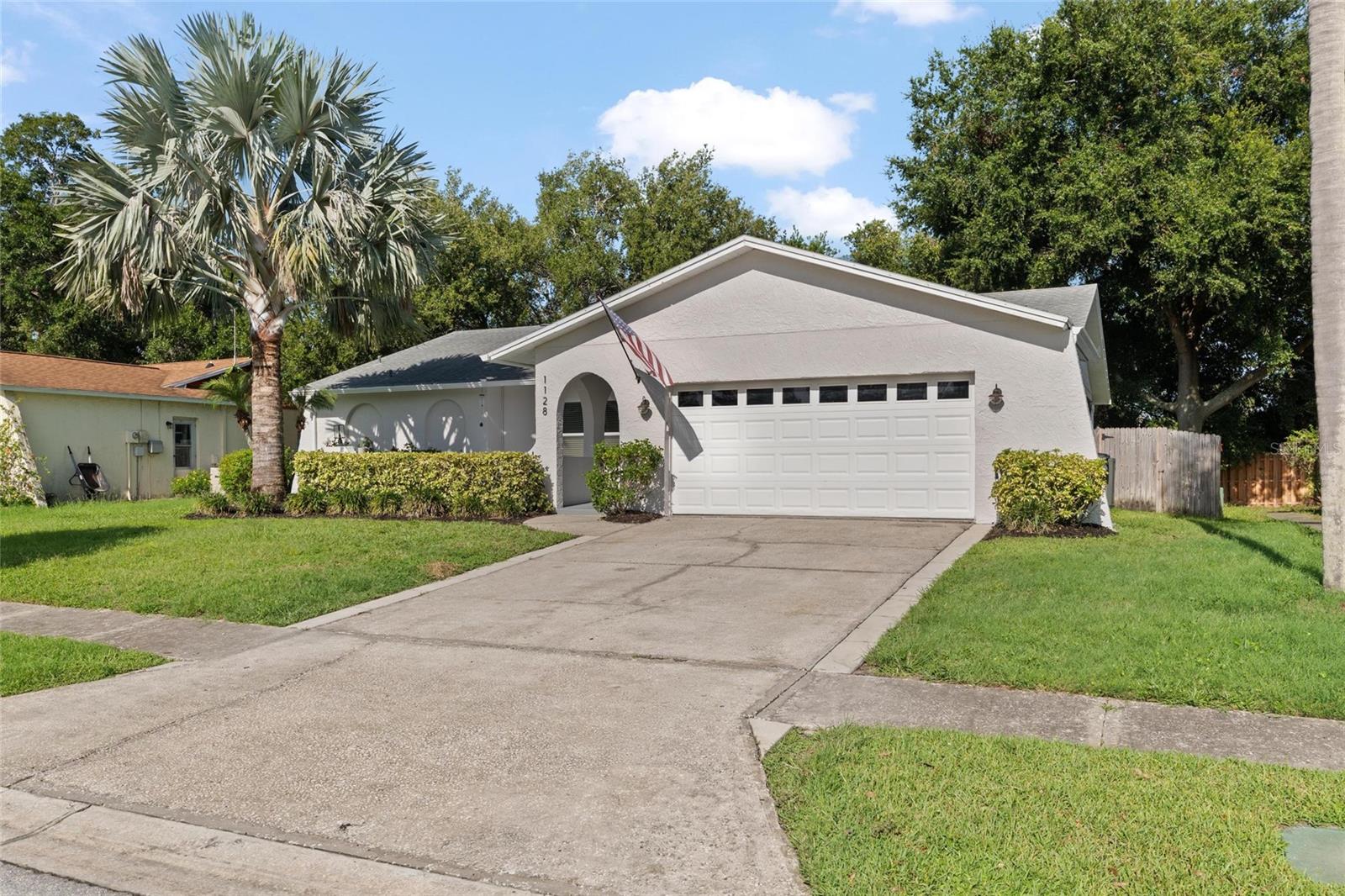 2nd image of 1128 Forbes Trace, Tarpon Springs, FL 34689 | MLS# W7887852