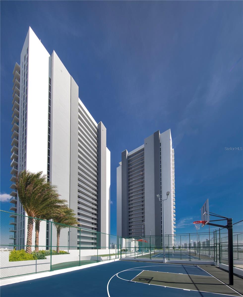 1st image of 16385 Biscayne Blvd #305, North Miami Beach, FL 33160 | MLS# GC542133