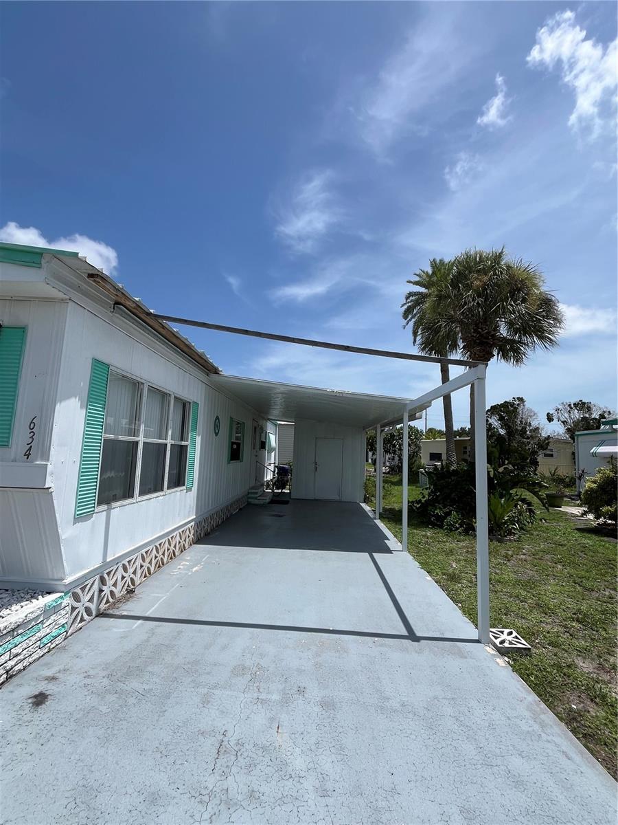 3rd image of 634 Como Dr, Venice, FL 34285 | MLS# N6145102