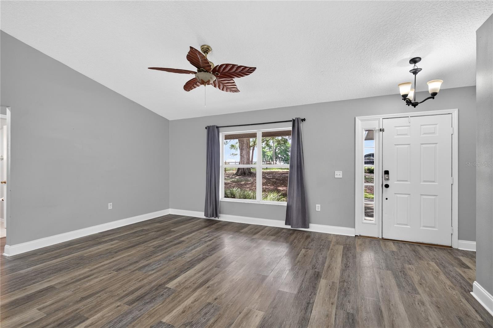 5th image of 24307 Adair Avenue, Sorrento, FL 32776 | MLS# G5115385