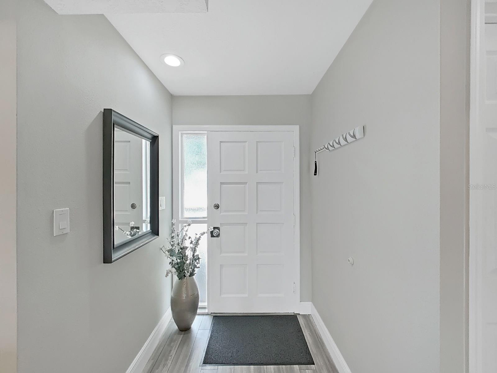 4th image of 433 S Paula Dr #18, Dunedin, FL 34698 | MLS# TB8531478