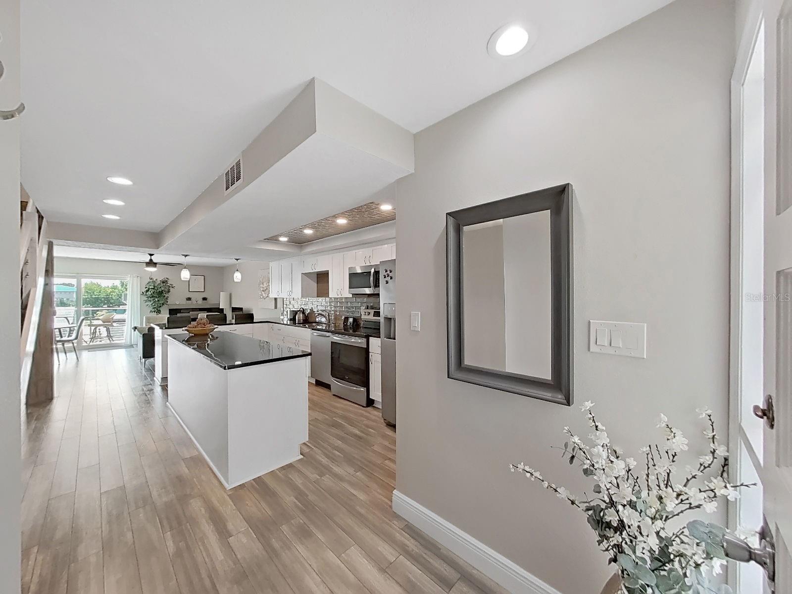 2nd image of 433 S Paula Dr #18, Dunedin, FL 34698 | MLS# TB8531478