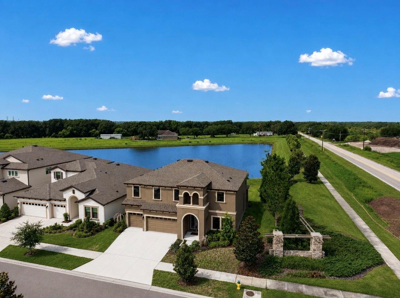 4th image of 14403 Woodland Spur Dr, Lithia, FL 33547 | MLS# TB8531550
