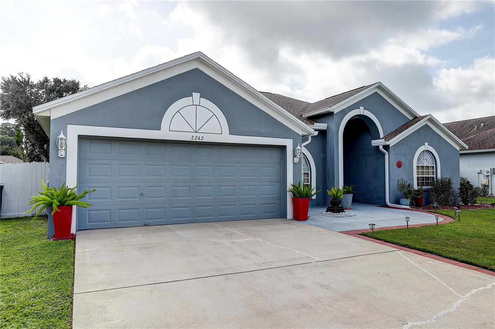 2nd image of 2242 Towering Oaks Cir, Seffner, FL 33584 | MLS# TB8531581