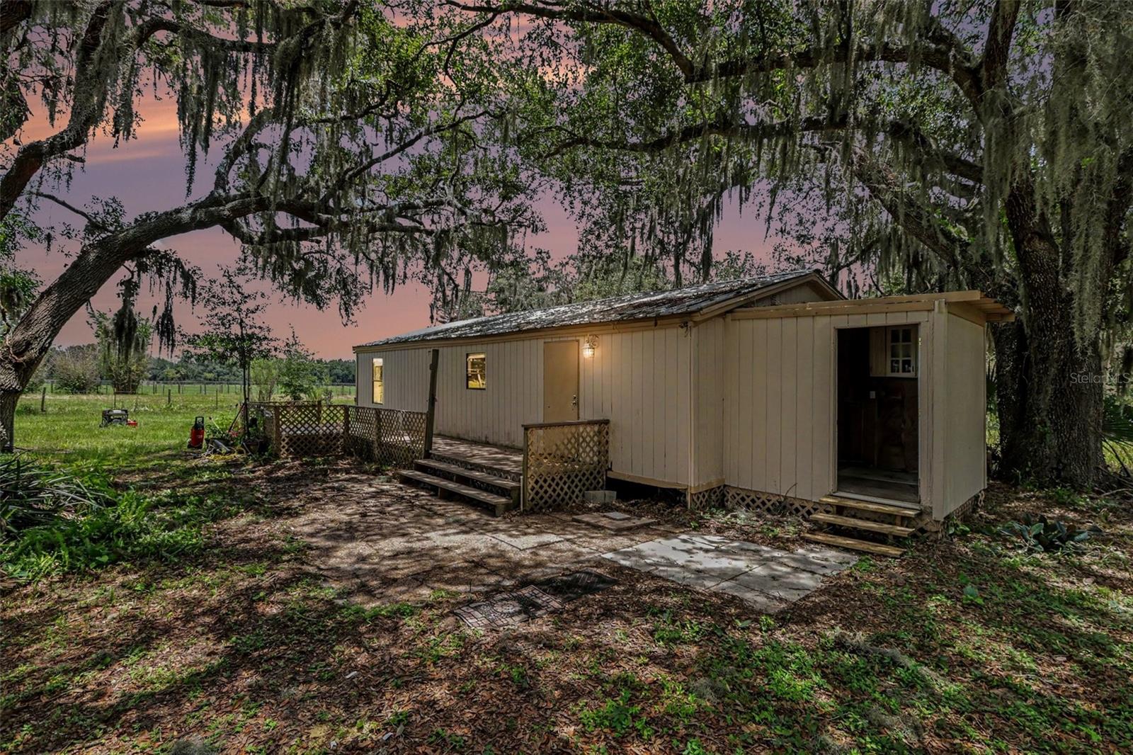 5th image of 10239 Lyons Ave, Lithia, FL 33547 | MLS# TB8531598