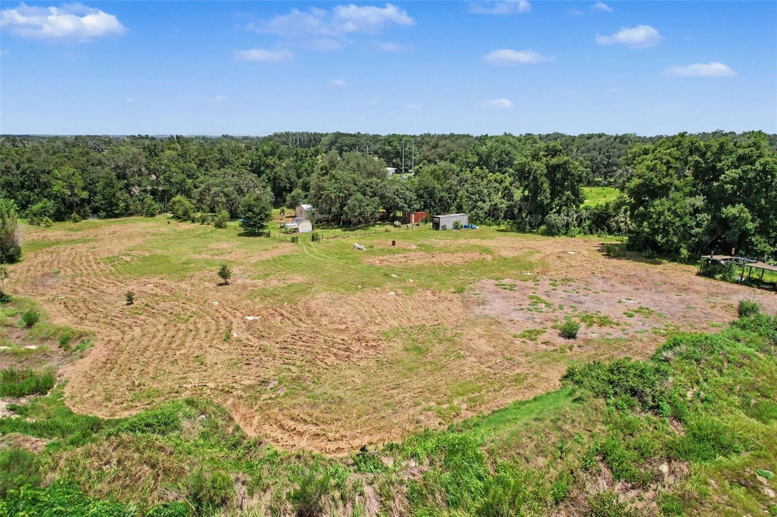 3rd image of 10239 Lyons Ave, Lithia, FL 33547 | MLS# TB8531598