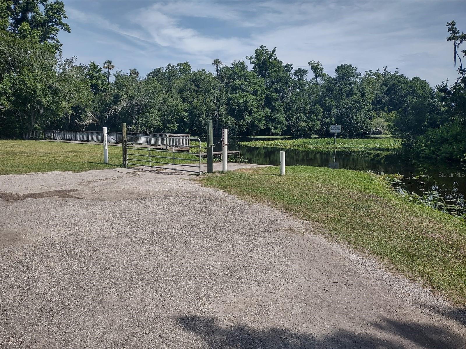 3rd image of 56508 Blue Creek Rd, Astor, FL 32102 | MLS# O6427247
