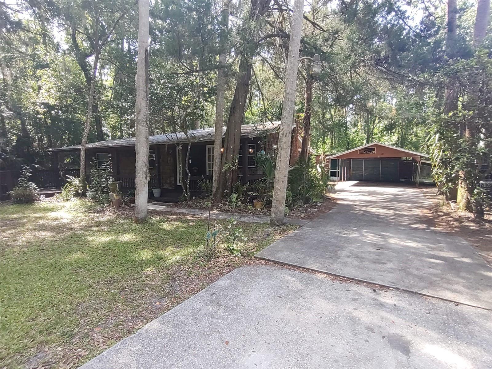 4th image of 56508 Blue Creek Rd, Astor, FL 32102 | MLS# O6427247
