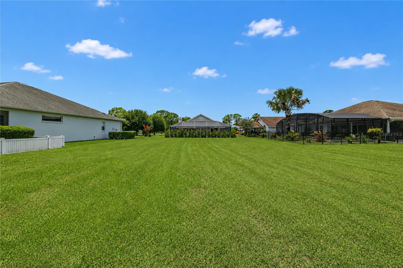 4th image of 2013 Beaver Creek Dr, Port Orange, FL 32128 | MLS# O6427253