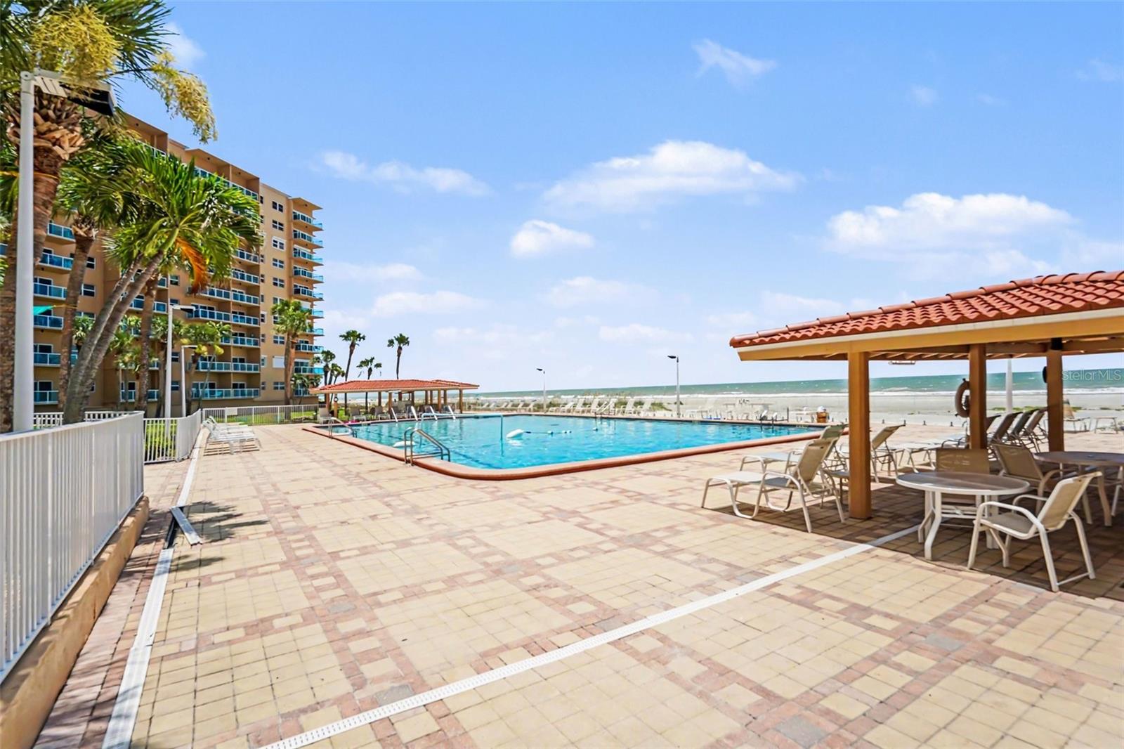 4th image of 880 Mandalay Ave #C714, Clearwater Beach, FL 33767 | MLS# TB8531672