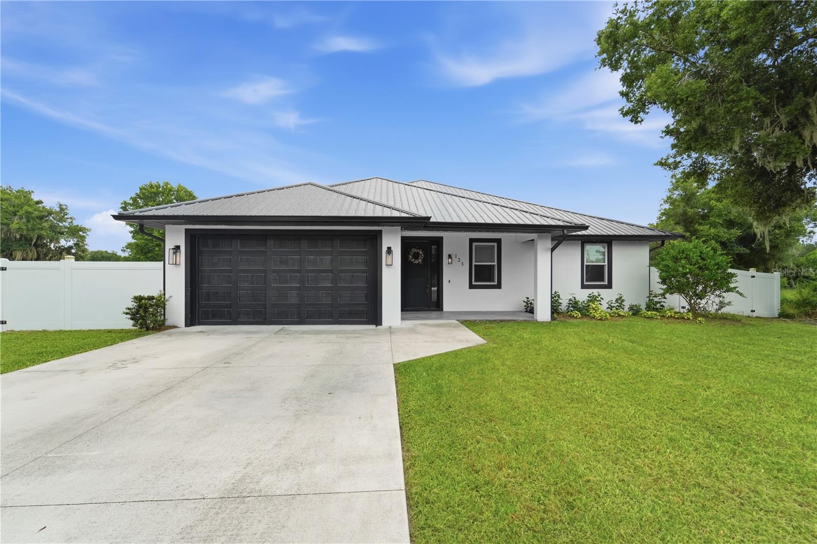 Homes for sale in Osteen, FL | 125 Longwood Dr, Osteen, FL 32764 | MLS# O6427266