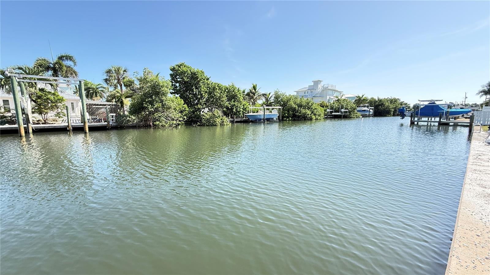 5th image of 420 63rd St, HOLMES BEACH, FL 34217