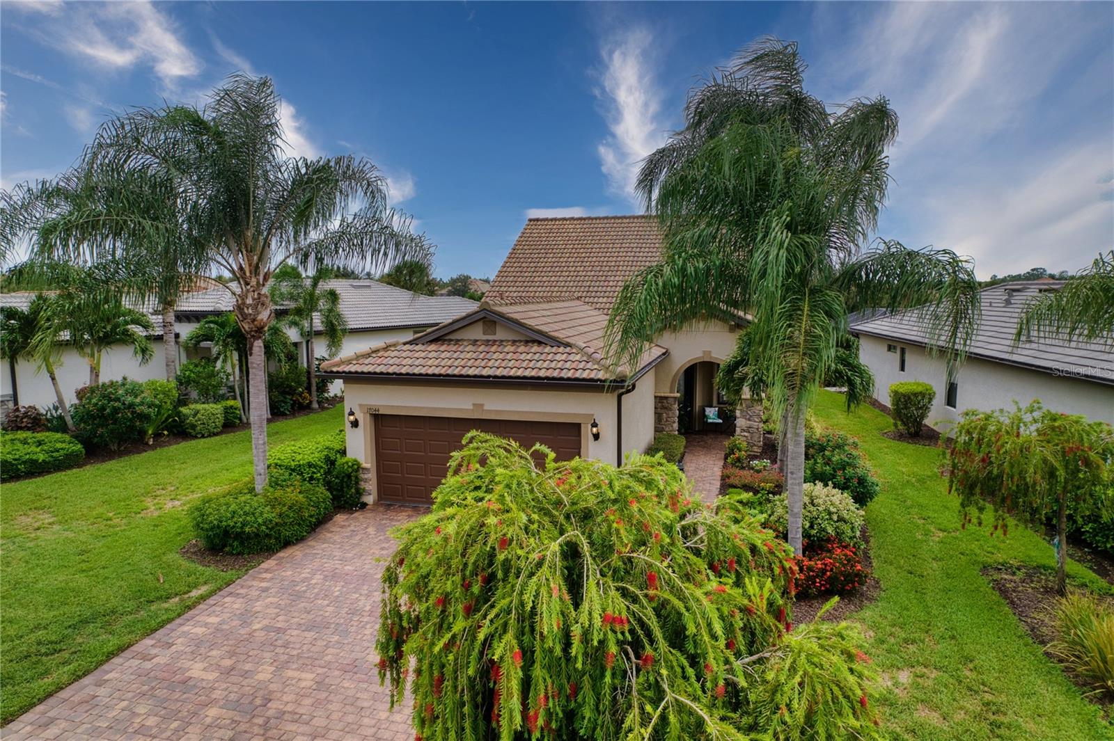 2nd image of 17044 Kenton Ter, Bradenton, FL 34202 | MLS# A4700765