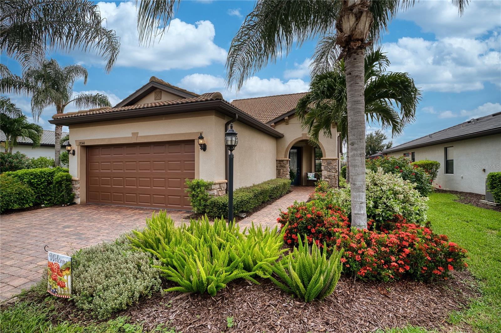1st image of 17044 Kenton Ter, Bradenton, FL 34202 | MLS# A4700765