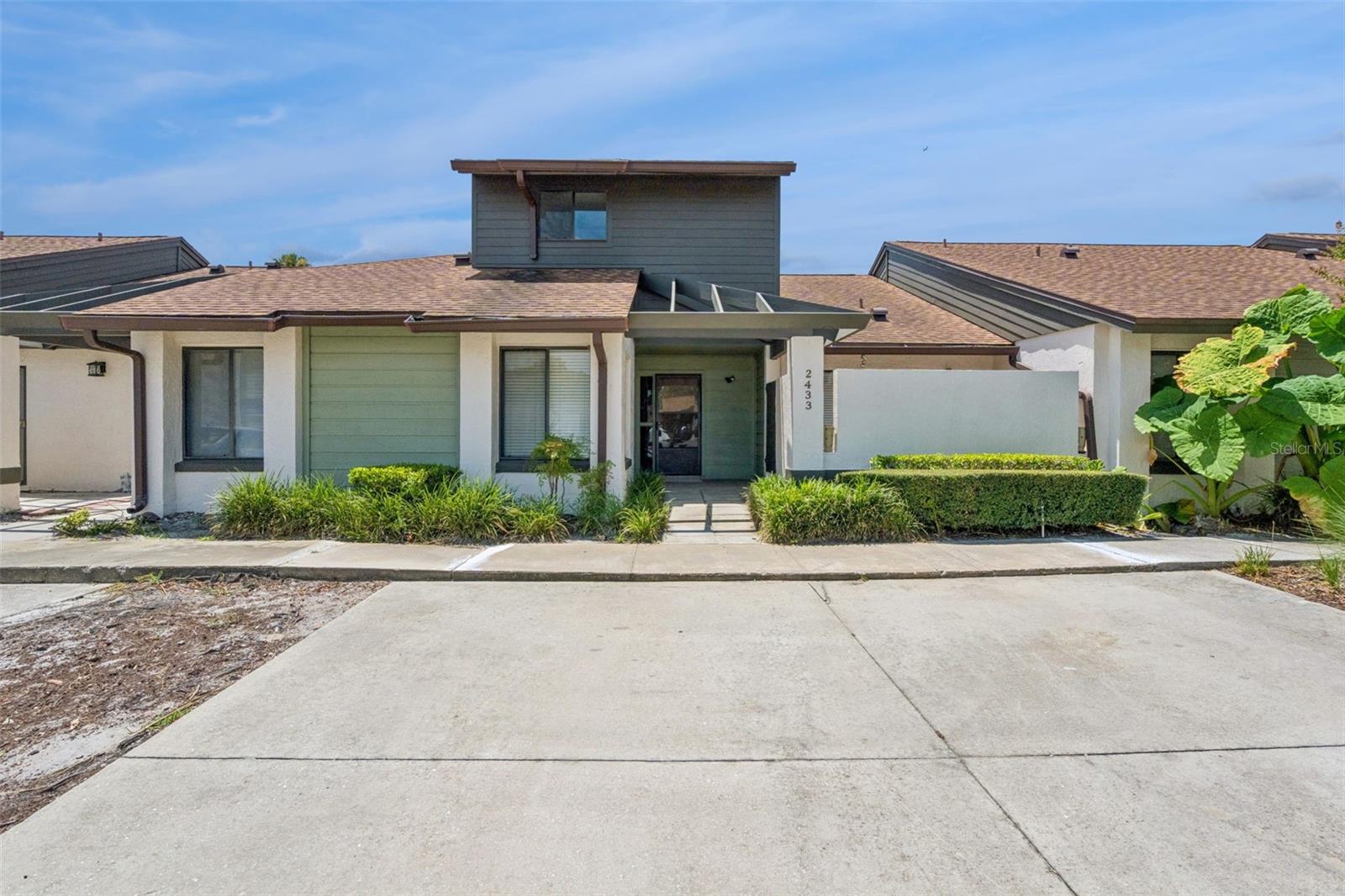 1st image of 2433 Grand Teton Cir, Winter Park, FL 32792 | MLS# O6427336