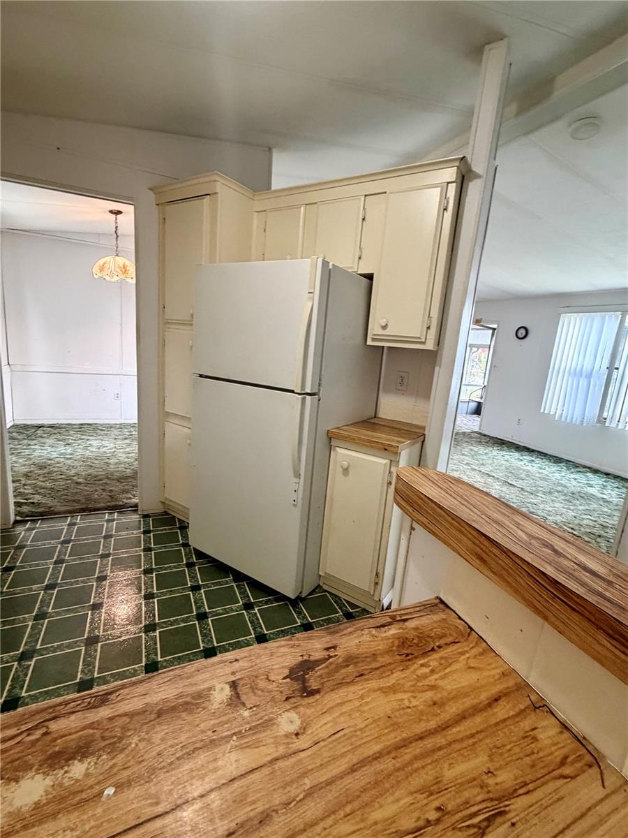 3rd image of 820 Water Oaks Dr, Winter Haven, FL 33880 | MLS# P4939386