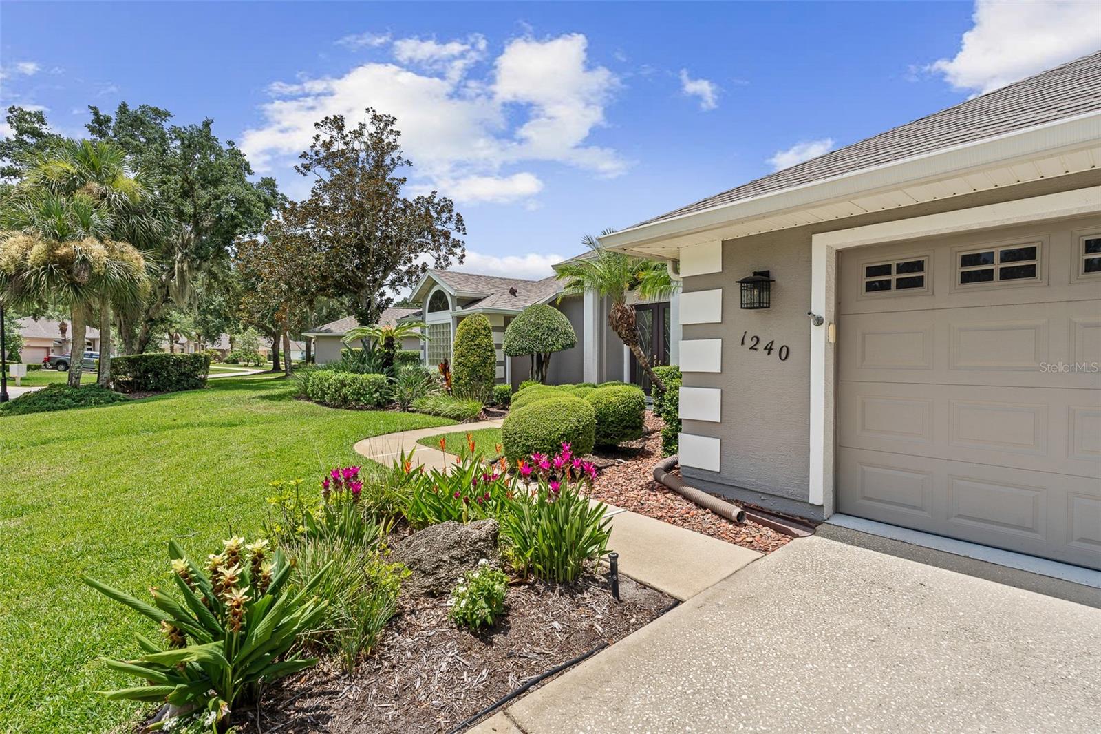 3rd image of 1240 Sunningdale Ln, Ormond Beach, FL 32174 | MLS# FC320142